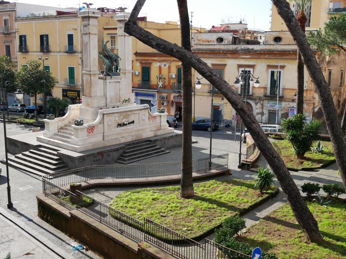 La Casetta Di Nonna Pina - Appartamento Con Cucina In Pieno Centro Torre Annunziata Exterior foto