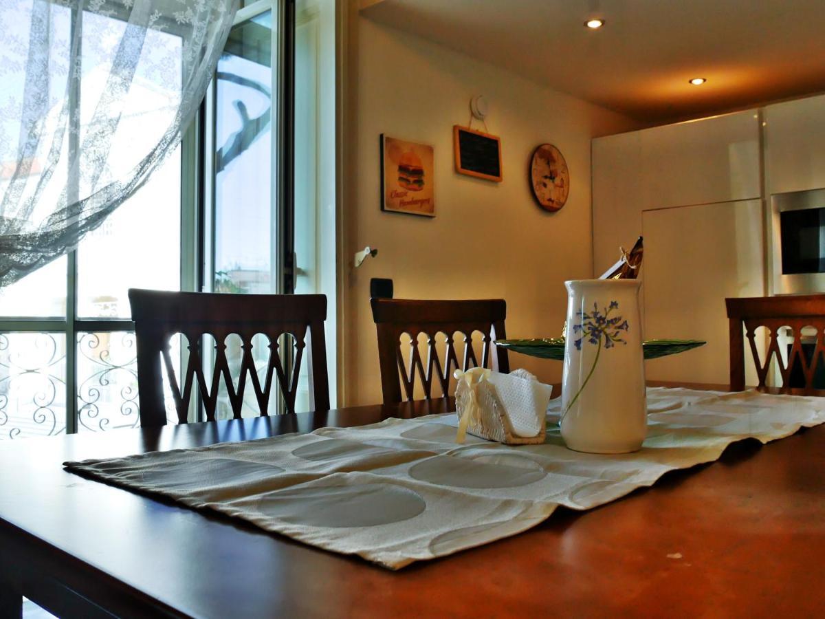 La Casetta Di Nonna Pina - Appartamento Con Cucina In Pieno Centro Torre Annunziata Exterior foto